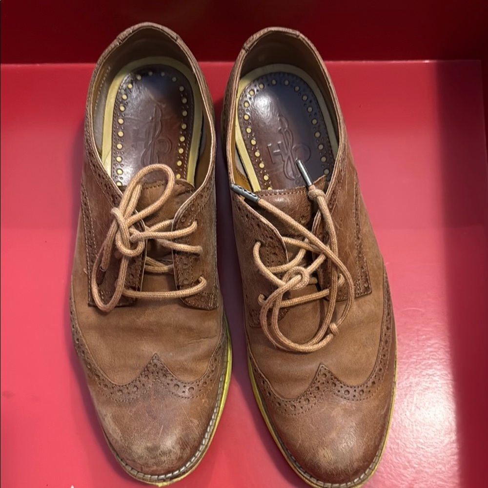 Cole Haan Brown Leather Oxford Shoes with Brogue Detailing